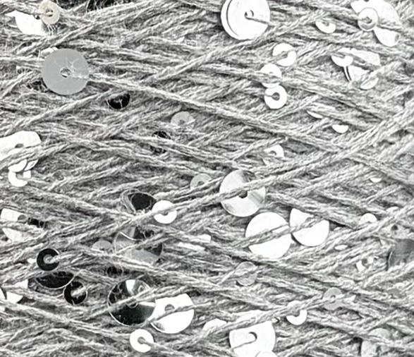 Art. Brillante 260 m / 100 g – cotone con maxi paillettes col. Grigio chiaro